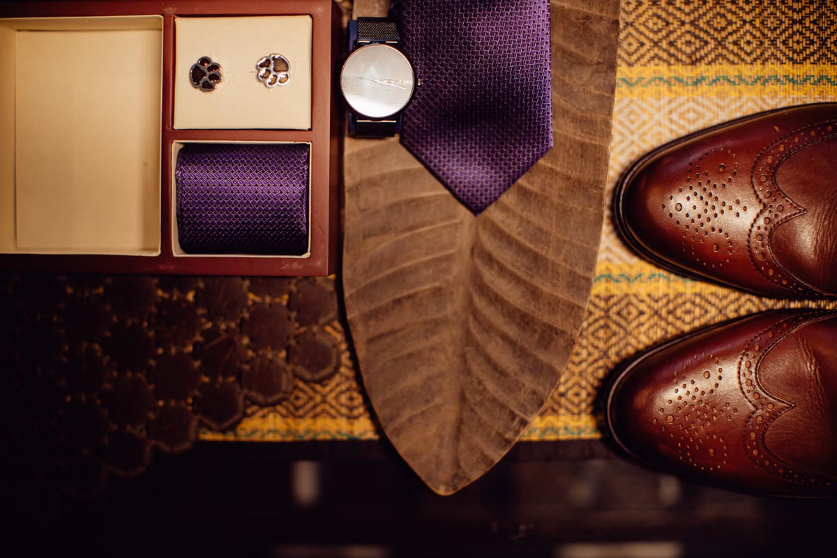 Men's formal accessories